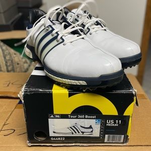 Mens Adidas Tour360 Boost golf shoes, size 11. Q44822